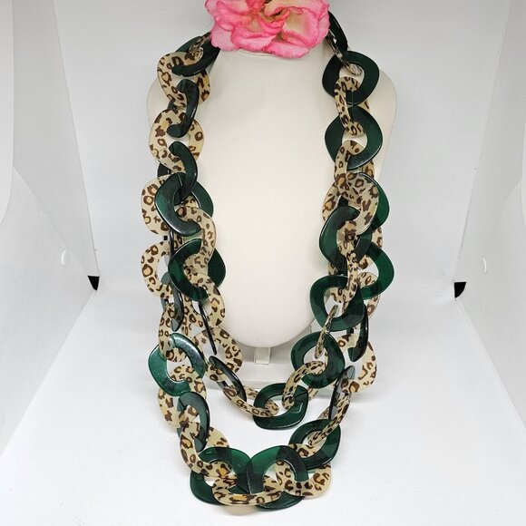 Sassy Jones Lucite Statement Necklace Chunky Leopard Green SJ Large Chain Link - Picture 10 of 10